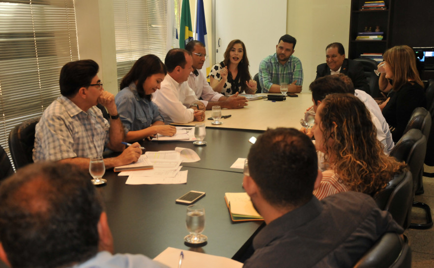 Reunião para implantação agroindustria