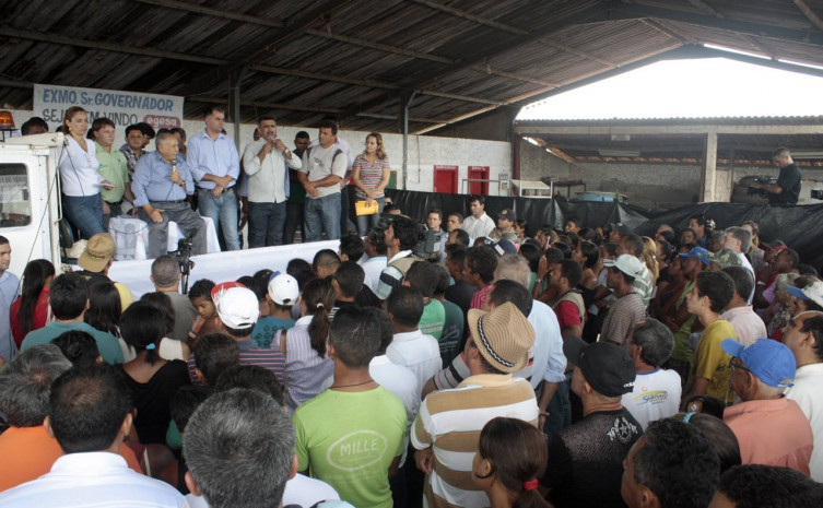 A partir de agora, as empresas responsáveis pela construção e instalação do projeto receberão recursos do Ministério da Integração e do Governo do Estado para concluir as obras