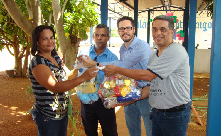 Aconteceu na manhã desta terça-feira, 06, a entrega de donativos no Abrigo João XXIII, em Porto Nacional