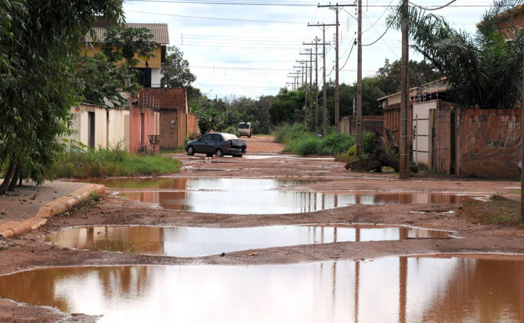 As obras de urbanização devem beneficiar cerca de 12 mil pessoas