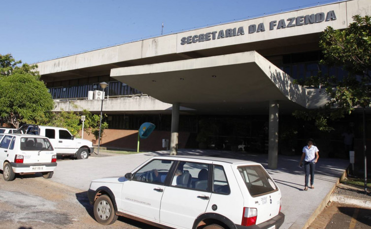 Os números negativos são um reflexo da crise internacional e preocupam o Governo, que trabalha com o crescimento contínuo da receita