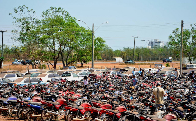 A maioria dos lotes ofertados no leilão é de motocicletas