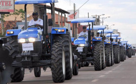 Estado chega a marca de 83 kits de tratores e implementos entregues