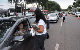 Campanha educativa orienta e alerta motoristas sobre cuidados no trânsito durante o fim de ano