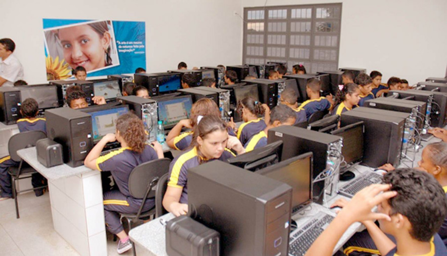 Principais usos dos computadores. Como esperado, os alunos do noturno