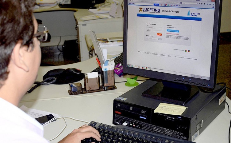 O processo de baixa de empresas já pode ser iniciado no site da Jucetins, no link portal de serviços