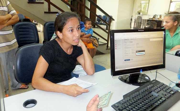 "Com certeza fica melhor", disse Francisca de Almeida que faz questão de manter seu cadastro atualizado 