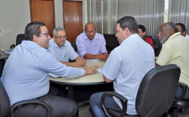 Secretário  apresenta cronograma de pagamento das progressões 