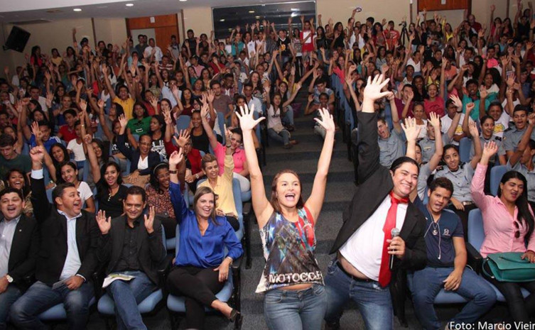 Cerca de 500 jovens participam de encontro de formação de grêmios estudantis em Palmas