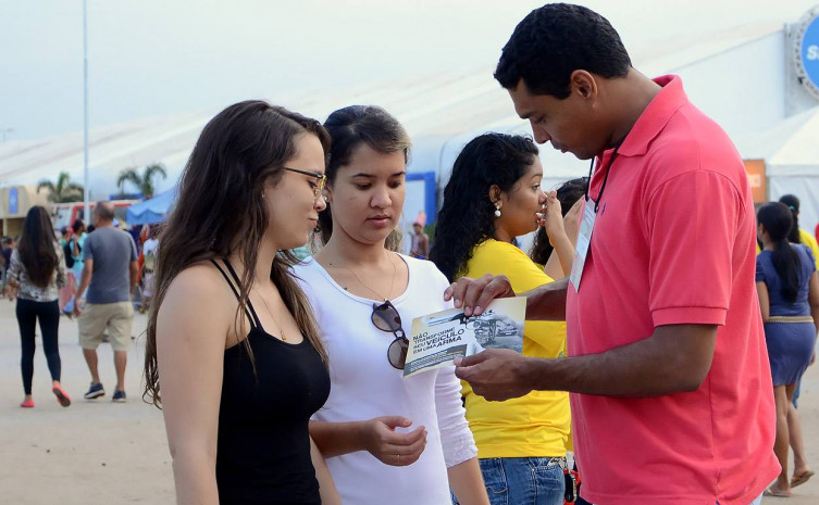 O ex-participante de reality show e atleta paralímpico brasileiro da modalidade de canoagem, Fernando Fernandes, que sofreu um acidente de carro em 2009, aderiu à campanha do Detran