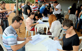Mais de 80 famílias assinam contratos do Minha Casa Minha Vida faixa 2