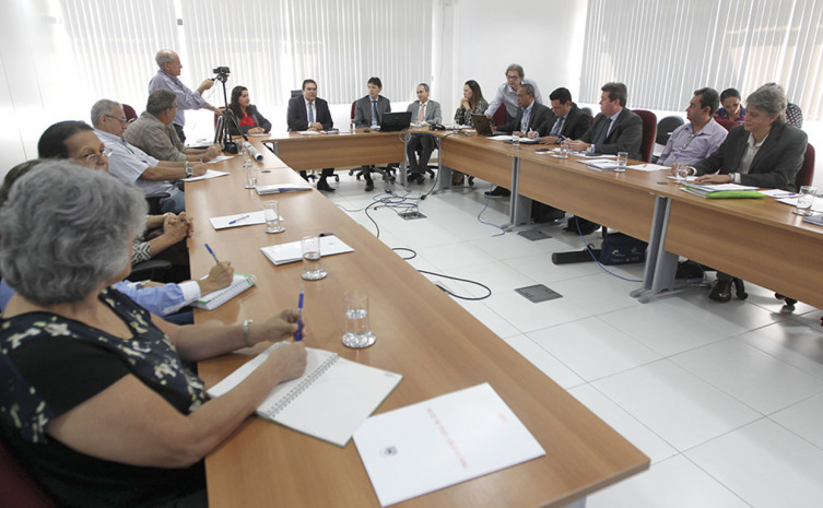 Terceiro encontro sobre Divisa Territorial entre Tocantins e Bahia. A reunião realizada na sede Procuradoria Geral da Bahia 12.4.16.  Foto Divulgação.JPG