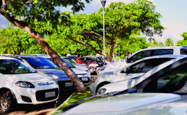 Prazo de pagamento do IPVA com desconto para placa com finais 5 e 6 encerra dia 15