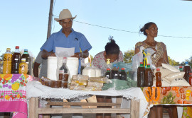 Primeiro dia da Festa da Rapadura tem gastronomia e informação