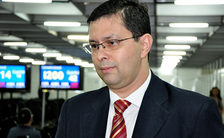 Superintende da Sefaz Alessandro Marques: "Contribuinte tem a melhor oportunidade com o Mutirão" 