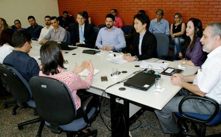 No encontro um dos assuntos foi a votação do Projeto de Lei Autorizativa, enviado à Assembleia, propondo eliminar a obrigatoriedade de pagamento da contrapartida do financiamento do Banco Mundial, no valor de US$ 75 milhões