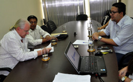 Administração assina protocolo de intenções com a Universidade Federal Fluminense