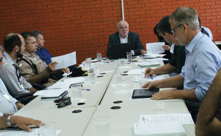 Reunião técnica para discutir situação administrativa e operacional do Projeto São João