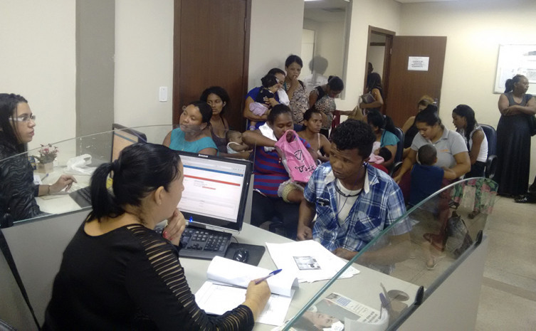 Objetivo do mutirão é que as famílias que atendam aos requisitos sejam incluídas em futuros programas habitacionais