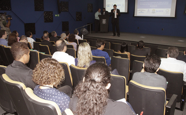 Reunião teve como objetivo a elaboração de um Plano de Ciência, Tecnologia e Informação