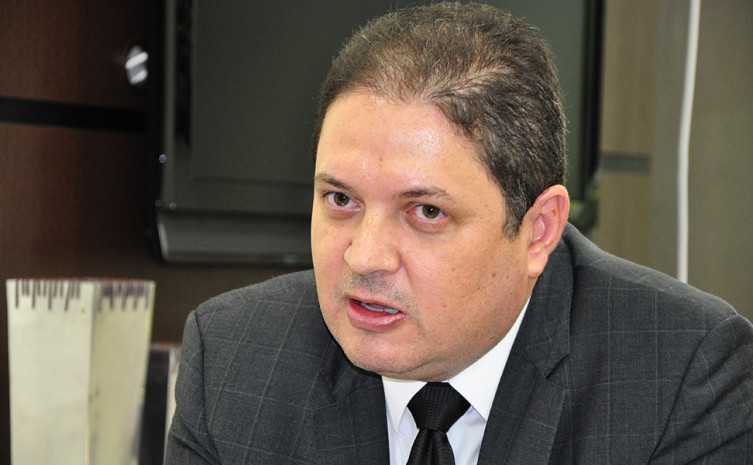 O secretário da Fazenda, Paulo Antenor, alerta que a diminuição do repasse da desoneração das exportações atinge também os municípios