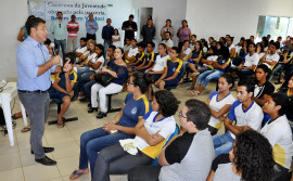 Caravana da Juventude leva informações sobre Identidade Jovem a estudantes do Bico do Papagaio