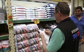 Procon realiza pesquisa e constata diferença de mais de R$ 70 no preço da cesta básica