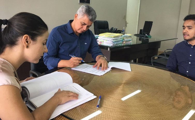 Contrato que garante à empresa o benefício fiscal aprovado pelo CDE foi assinado nesta quinta-feira, 21, na Seden