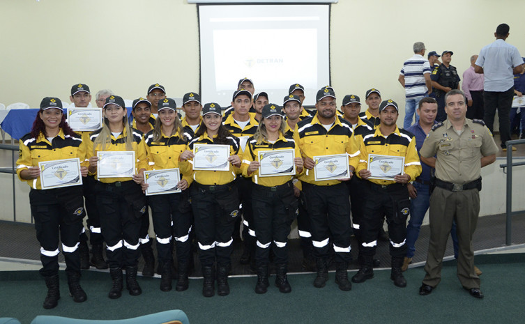 O curso é fundamentado na nova Portaria 94/2017, do Departamento Nacional de Trânsito (Denatran) que regulamenta, no país, o Curso de Agente de Trânsito