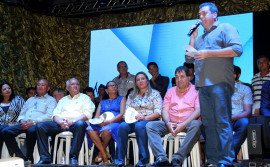 Governo entrega títulos de regularização fundiária a agricultores de Goiatins