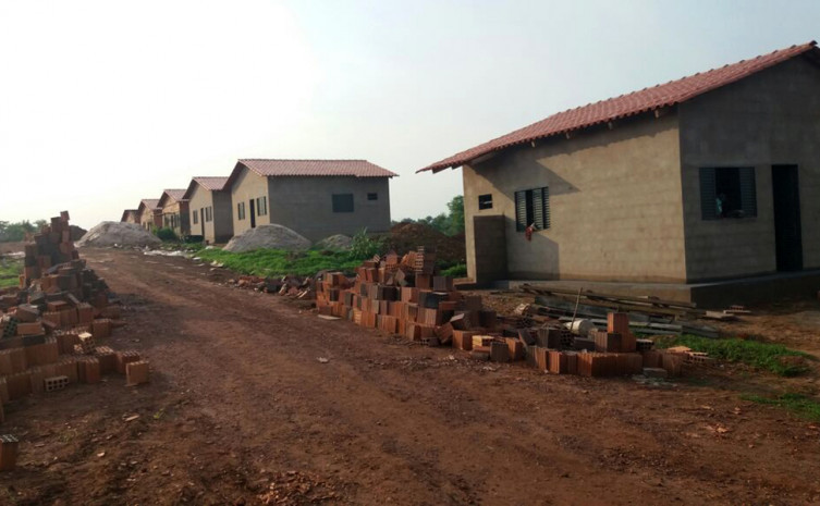 Final das obras e a entrega das 70 casas aos contemplados está previsto para dezembro
