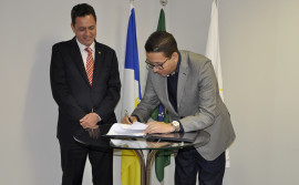 Administração firma parceria com Defensoria Pública para capacitação de servidores