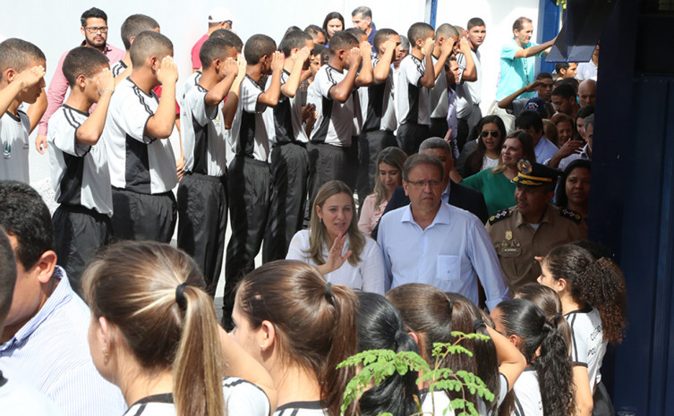 Professor Flávio Milhomem