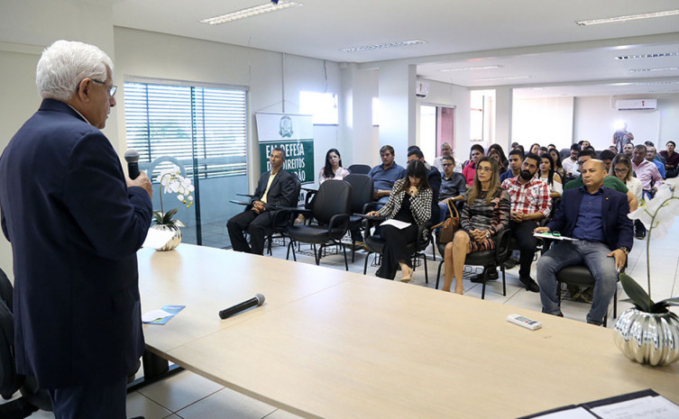 O superintendente do Procon-TO, Nelito Cavalcante, afirmou que um dos maiores avanços do Código de Defesa do Consumidor é o reconhecimento da fragilidade do  consumidor em quase todas as esferas comerciais