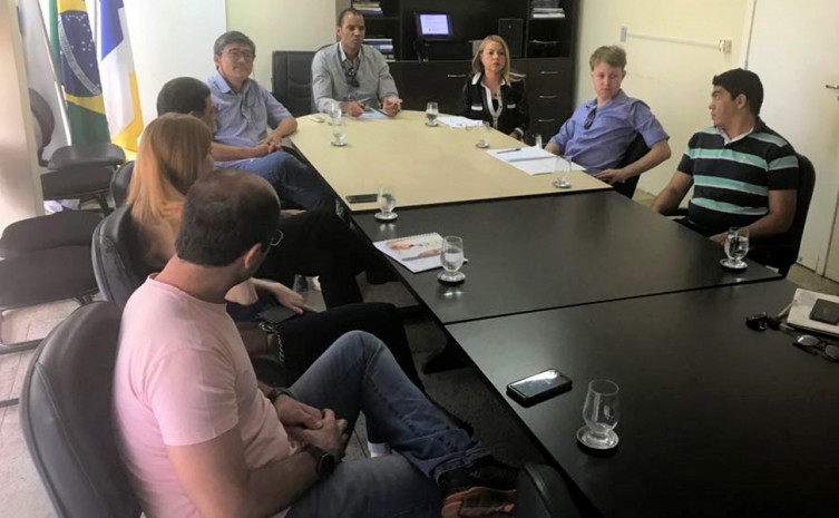 Gestores da Seden apresentam o levantamento de desafios, necessidades e pontos altos da cadeia produtiva do babaçu