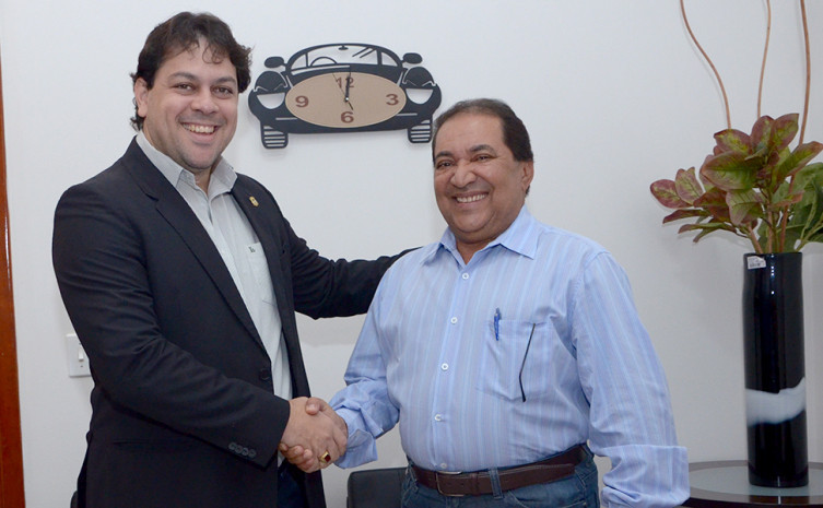 Objetivo do Governo do Tocantins com esta ação é estimular a geração de emprego e renda do trabalhador e facilitar a primeira habilitação