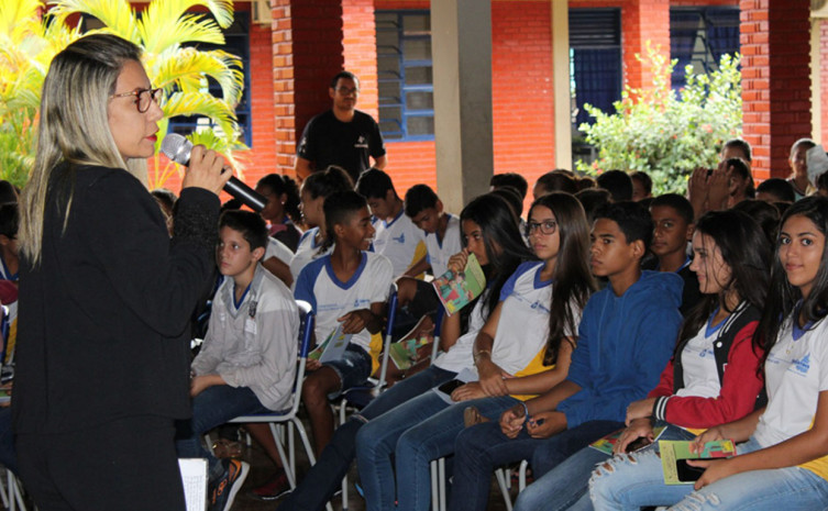 Procon Guaraí debate educação para consumo