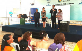 Beneficiários do Residencial Parque da Praia assinam contrato com a Caixa Econômica Federal