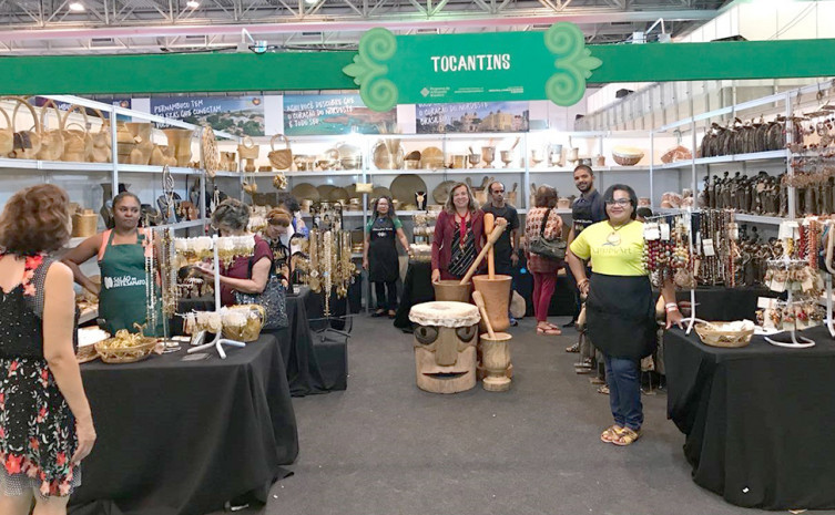 Promoção turística é feita por meio da participação em feiras segmentadas, como Abav e Equipotel