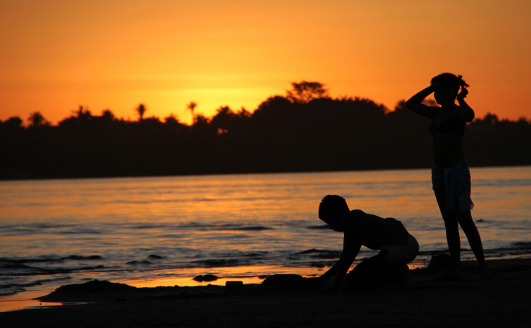 Por do sol em Araguanã, às margens do Araguaia é um dos principais  roteiros do turismo no estado