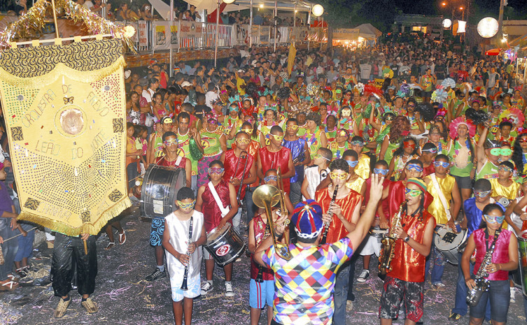 Concurso de Fantasia resgata tradição dos bailes de clube