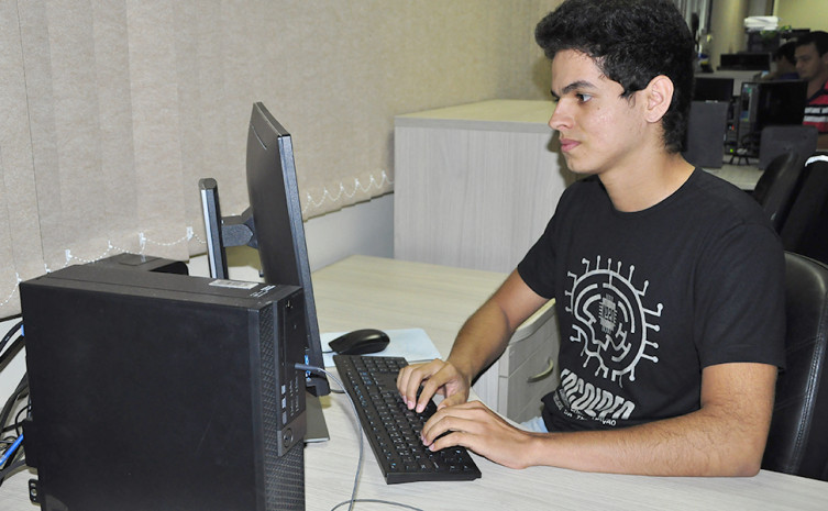  Bruno da Silva é estagiário do setor de TI da Sefaz