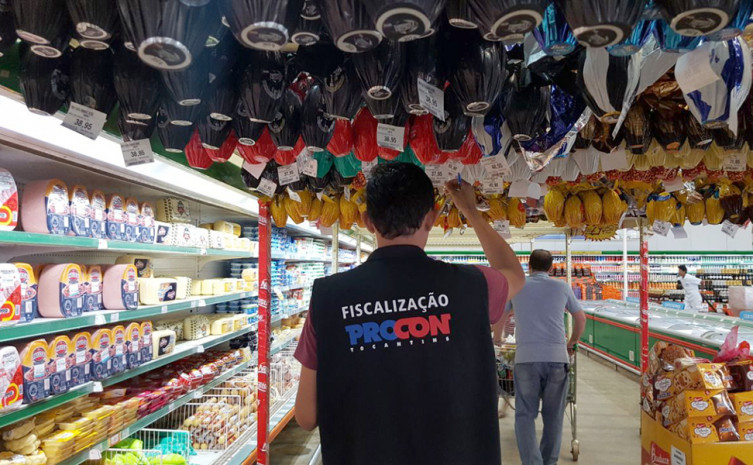 Devem ser observadas com atenção como prazo de validade, composição e peso líquido do produto