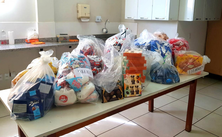 Produtos de Páscoa passarão por testes laboratorias para conferência de pesagem.jpg