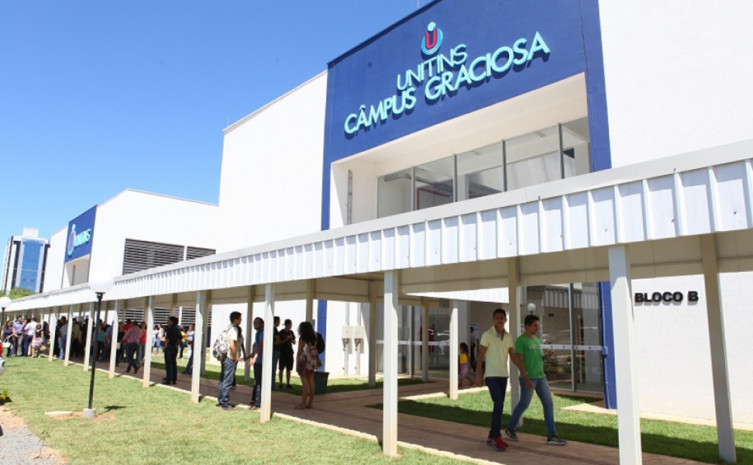 São ofertadas 160 vagas no total, sendo 40 para cada curso oferecido na unidade: Direito, Engenharia Agronômica, Serviço Social e Sistemas de Informação