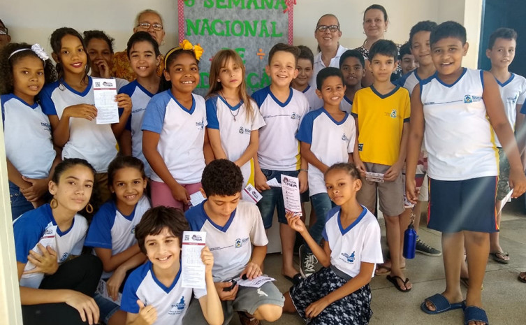 Alunos puderam tirar dúvidas e discutiram como gastar melhor o seu dinheiro