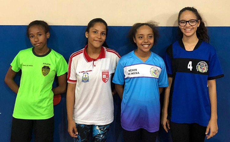 As mesatenistas representantes do Cemil nos Jogos Escolares de Palmas