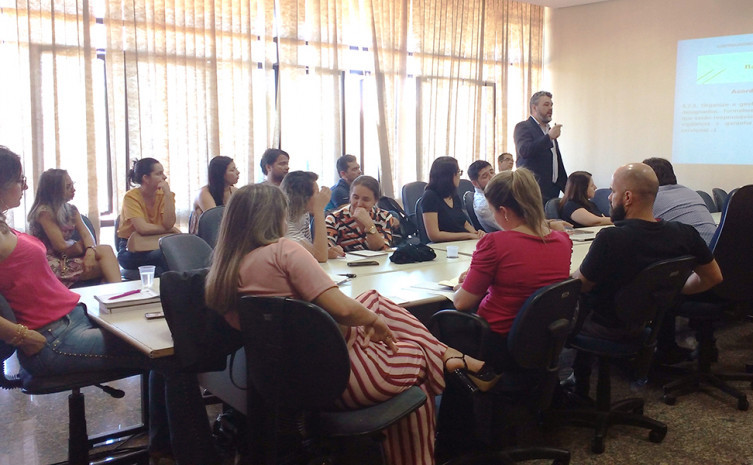 A capacitação foi realizada na sala de reuniões da Secretaria da Fazenda e do Planejamento   