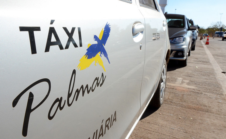 Veículos permissionários devem procurar a AEM para aferir o equipamento e instalar o Selo de Conformidade do Inmetro, que tem validade para o exercício de 2019