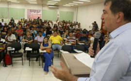 Seminários sobre a cadeia produtiva do mel ocorrem no norte do estado